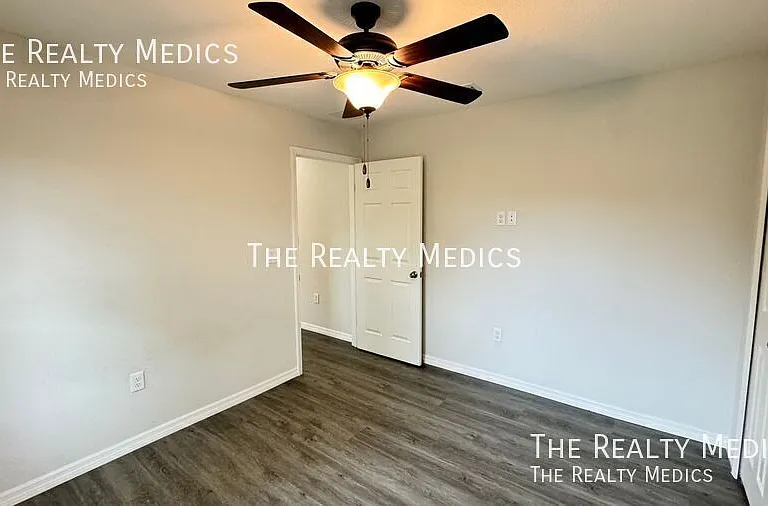 4167 Hammock Rd — Photo 26