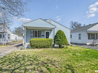 1138 N 19th St, Springfield, IL 62702