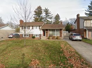 3240 Askin Ave, Windsor, ON N9E 3J5
