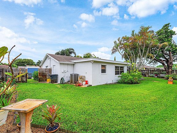 4th image of 3753 Barkis Avenue