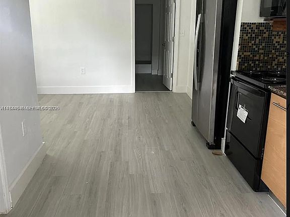 2nd image of 2215 NW 33rd St
