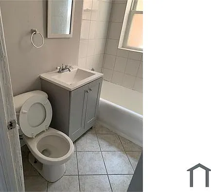 2 bed, $1,686 — Photo 3