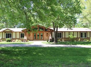 13447 Thornhill Dr, Saint Louis, MO 63131