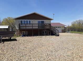68 6th Ave E, Flasher, ND 58535
