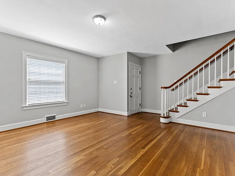 1901 Nicholasville Rd #2 — Photo 5