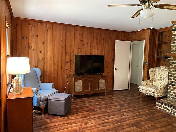 4th image of 2150 Eldorado Dr