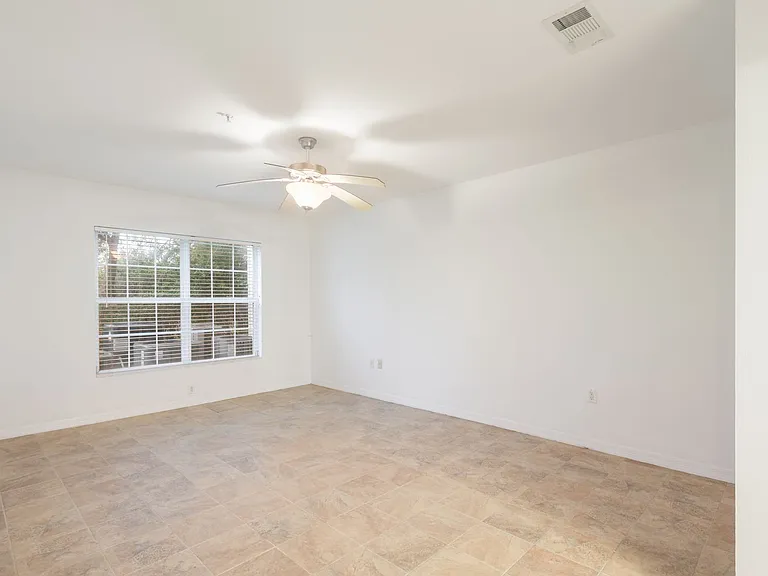 4276 Calinda Ln #112 — Photo 11