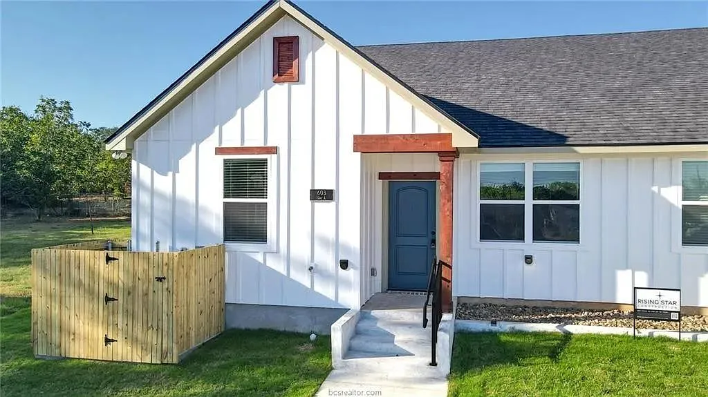 603 N Echols St — Photo 2