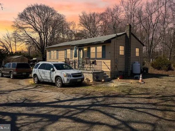 31 Cookstown New Egypt Rd, Wrightstown, NJ 08562