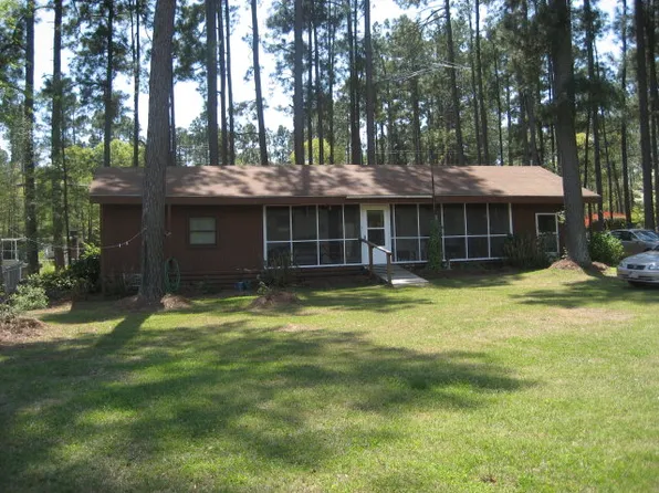 1315 Hobbs Dr, Summerton, SC 29148