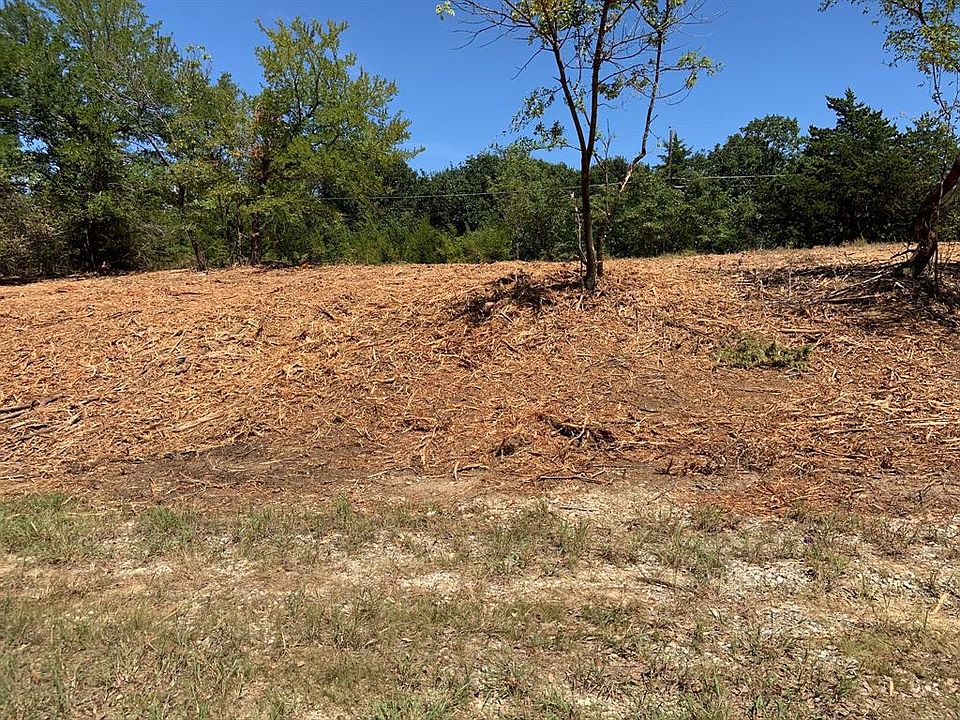 2nd image of 7 Regina Ln Lot 7