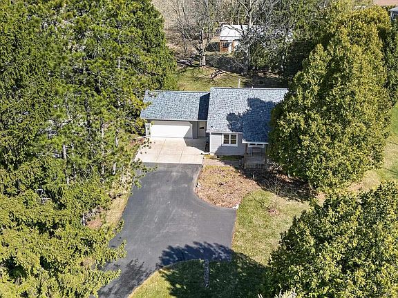 2nd image of 5150 River Road