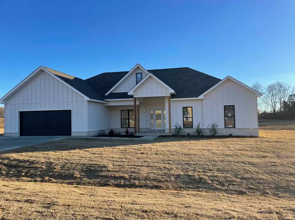 120 Spry Way, Killen, AL 35645