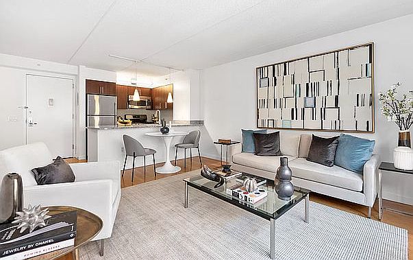 1st image of 342 W 48th St #5B