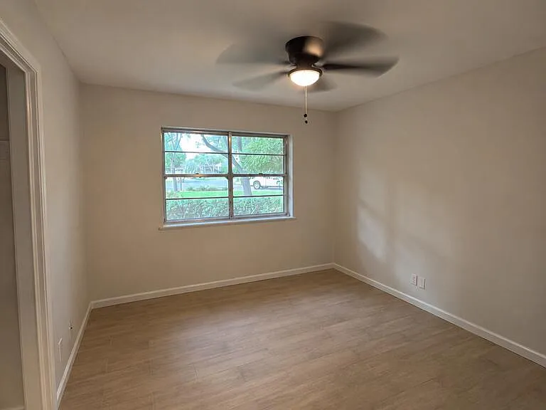 34 Red Bay Cir — Photo 10