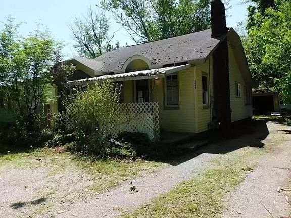 3rd image of 6880 Claymoor Ave