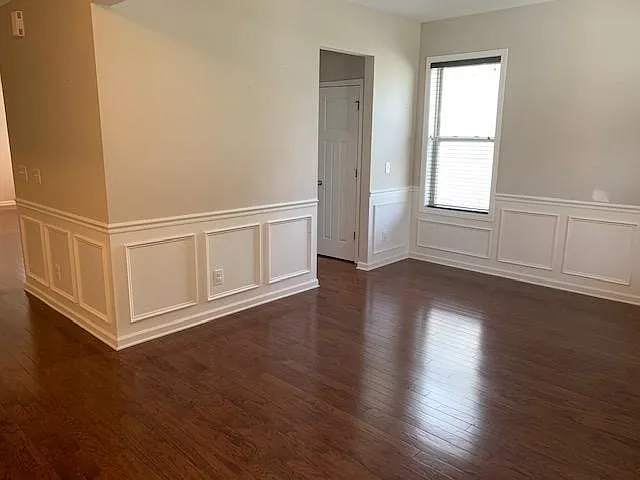 1100 Broadcreek Dr — Photo 3