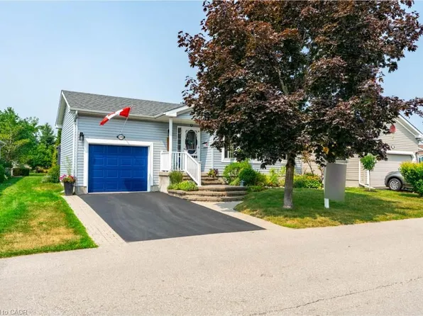 136 Glenariff Dr, Hamilton, ON L8B 1A5