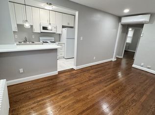 1104 Meridene Dr #2, Baltimore, MD 21239