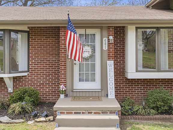 4th image of 401 Walnut Lane