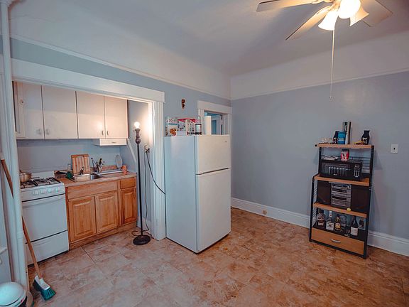 2nd image of 10707 86th Ave