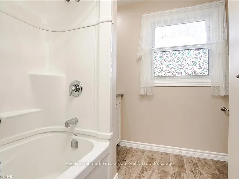 957 Fairbanks Rd — Photo 20