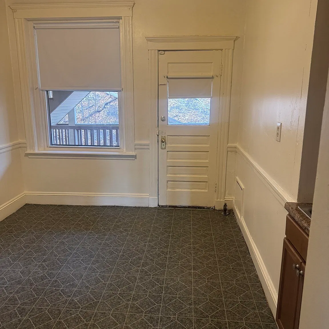 1 bed, 1.0 bath, 600 sqft, $1,900 — Photo 2