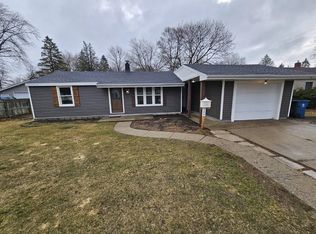 504 Hartner Dr, Holly, MI