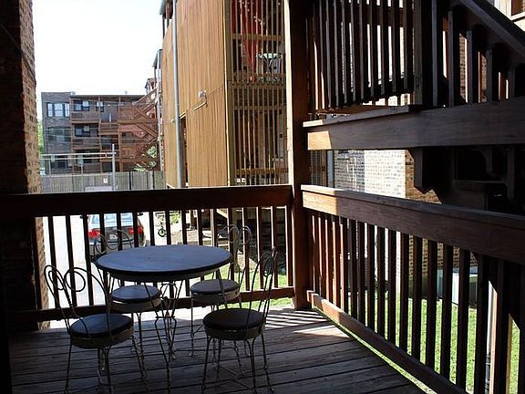 5th image of 5464 S Woodlawn Ave APT 1E