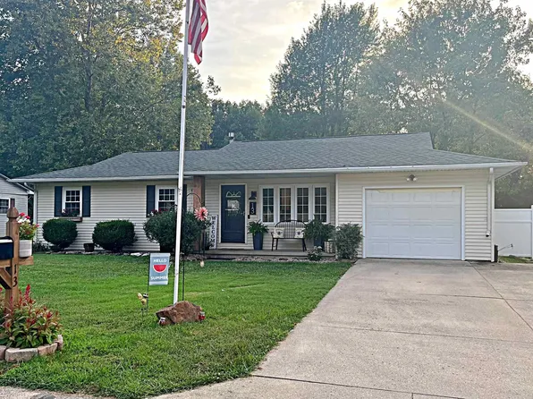 13 Hemlock Dr, Washington, IN 47501