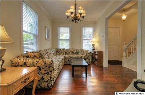 2nd image of 703 Bond St