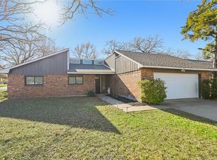 7706 Gettysburg Ct, College Station, TX 77845