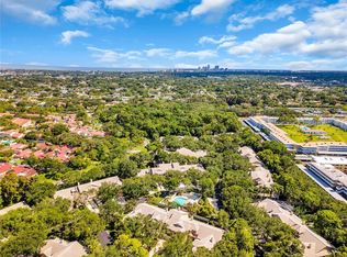 5124 White Pine Cir NE, Saint Petersburg, FL 33703