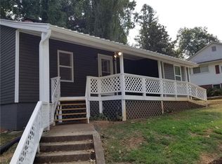 58 Andrews St, Toccoa, GA 30577
