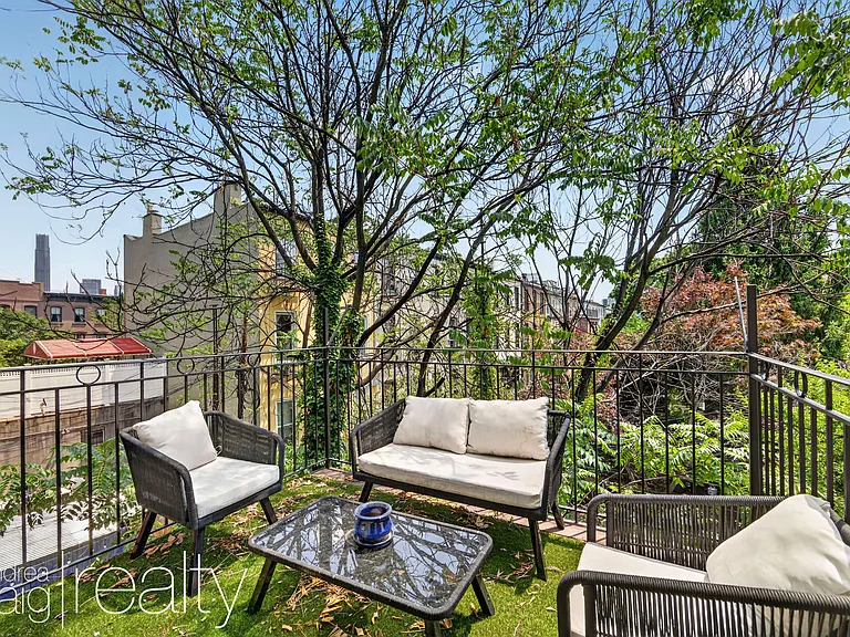 353 Smith St #1 — Photo 10