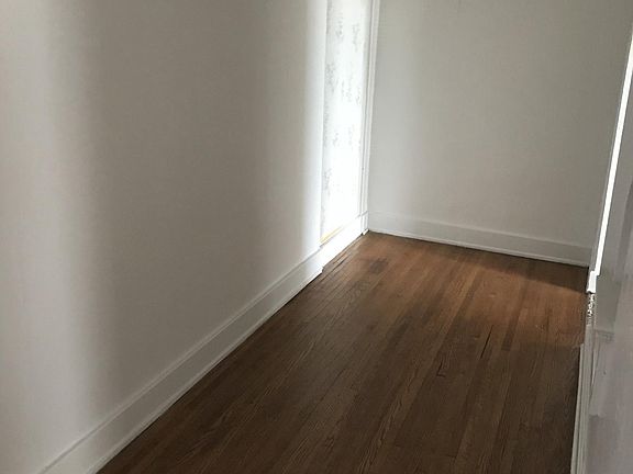 3rd image of 2417 N University St APT 1