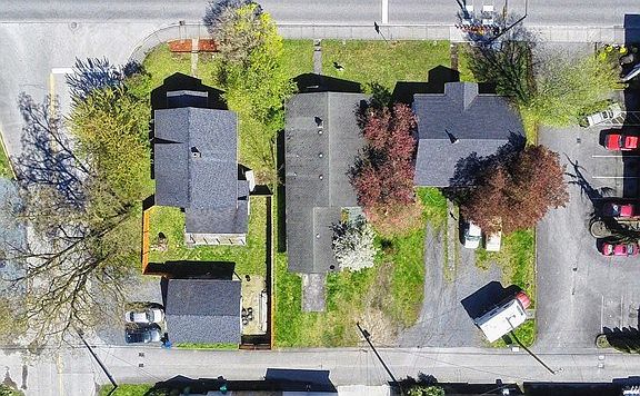 4th image of 1706 4th St