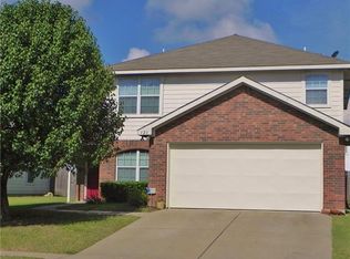 121 Centennial Pl, Crowley, TX 76036