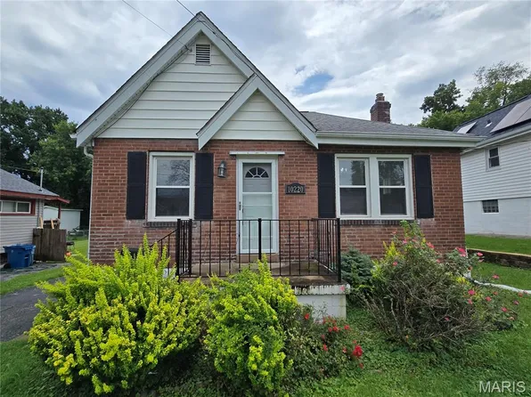 10220 Niblic Dr, Saint Louis, MO 63114