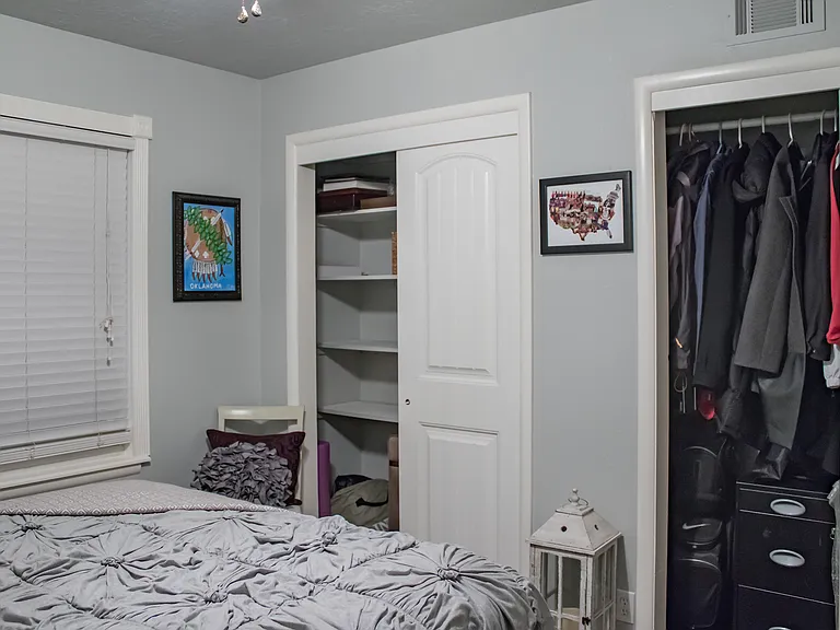 703 Normandie Dr — Photo 10