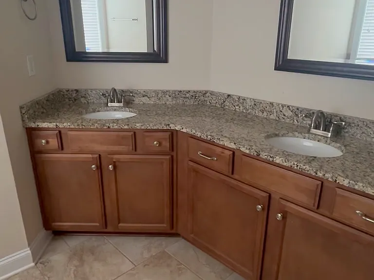 239 Tulip Dr — Photo 8