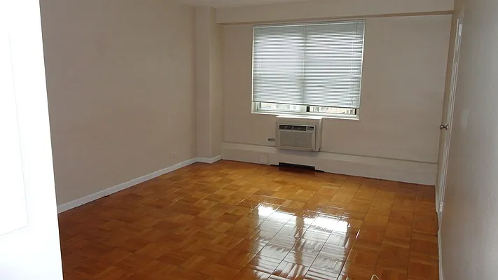 Rented by Owner | media 33