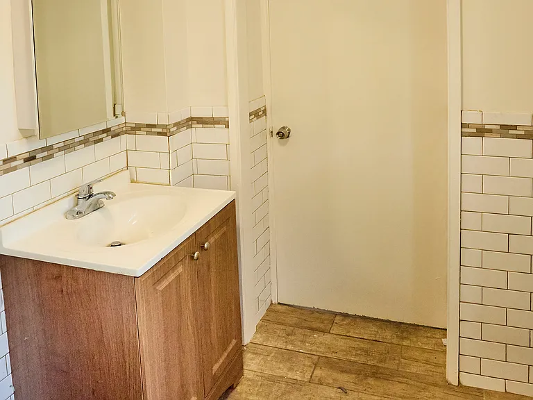 457 Main St #3 — Photo 11