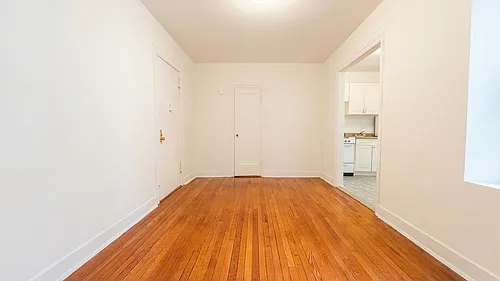 310 94th St #12 Photo 1