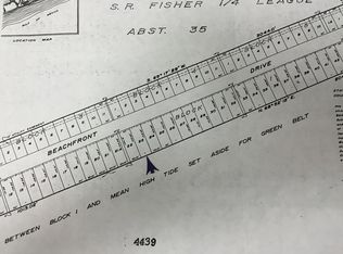 320 Beachfront Dr, Matagorda, TX 77457