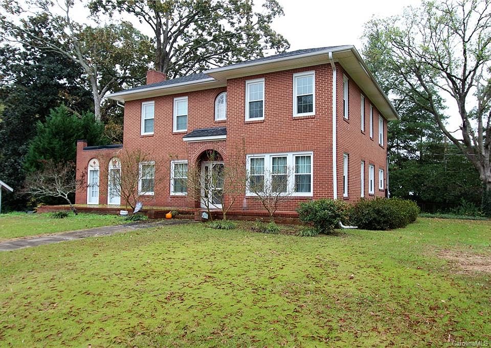 108 E Ashe St, Wadesboro, NC 28170 Zillow