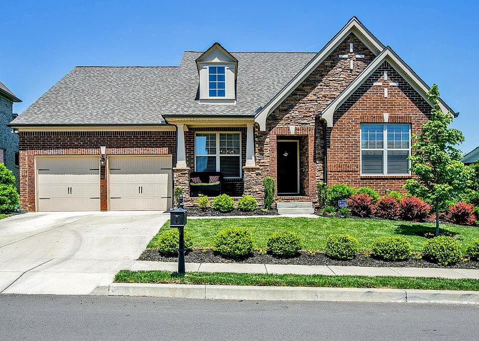 1st image of 2021 Devonwood Ln