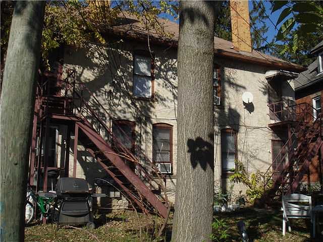 2nd image of 25 W Patterson Ave