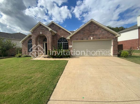 2003 Walnut Hills Ln