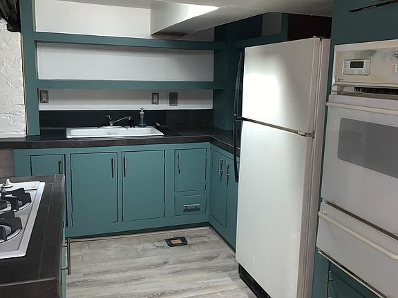2nd image of 2409 S Hoyne Ave #Basement